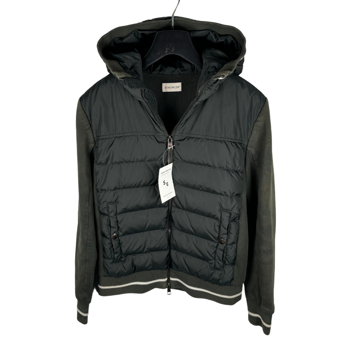 ポケベルMONCLER MAGLIA CARDIGAN Moncler Maglia Cardigan Jacket (Dark Green) – Store Enda AB