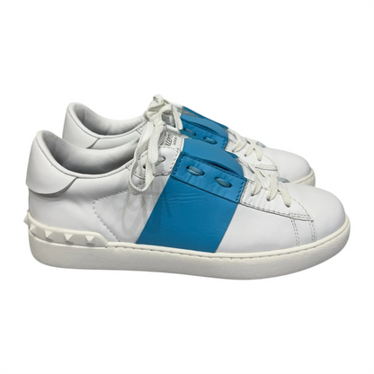 Valentino Garavani Rockstud (White Blue) (Womens)