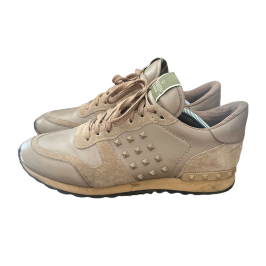 Valentino Garavani Rockrunner Sneakers (Beige)