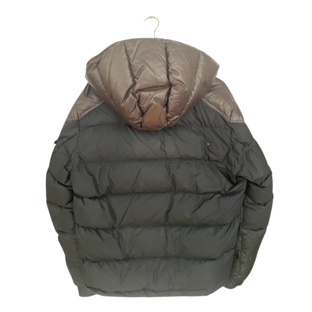 Moncler Chevalier Down Jacket (Navy)