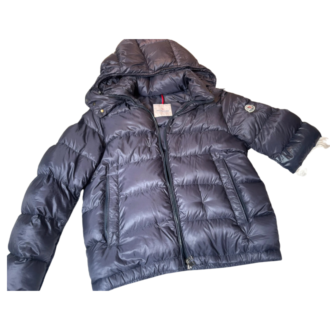 Moncler Wilm Down Jacket (Navy)