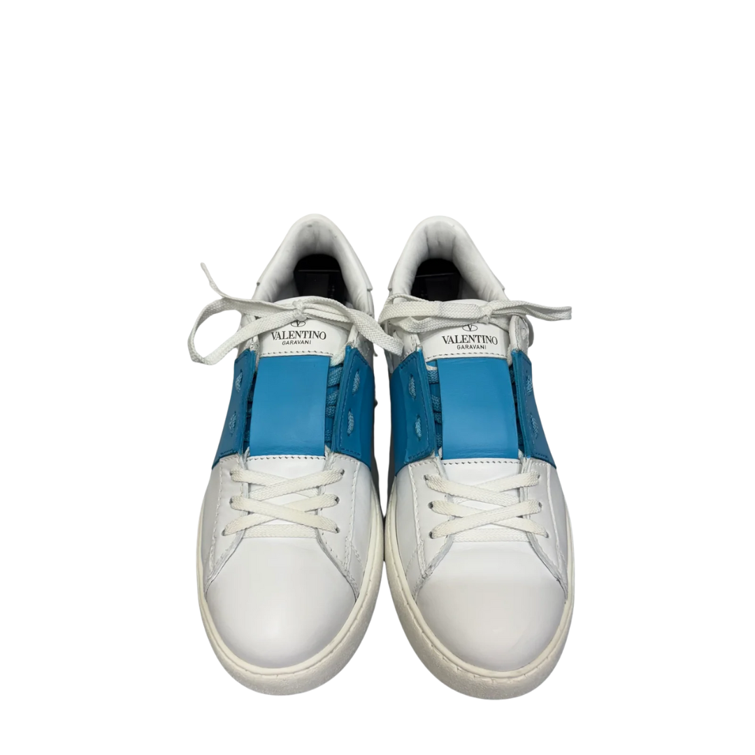 Valentino Garavani Rockstud (White Blue) (Womens)
