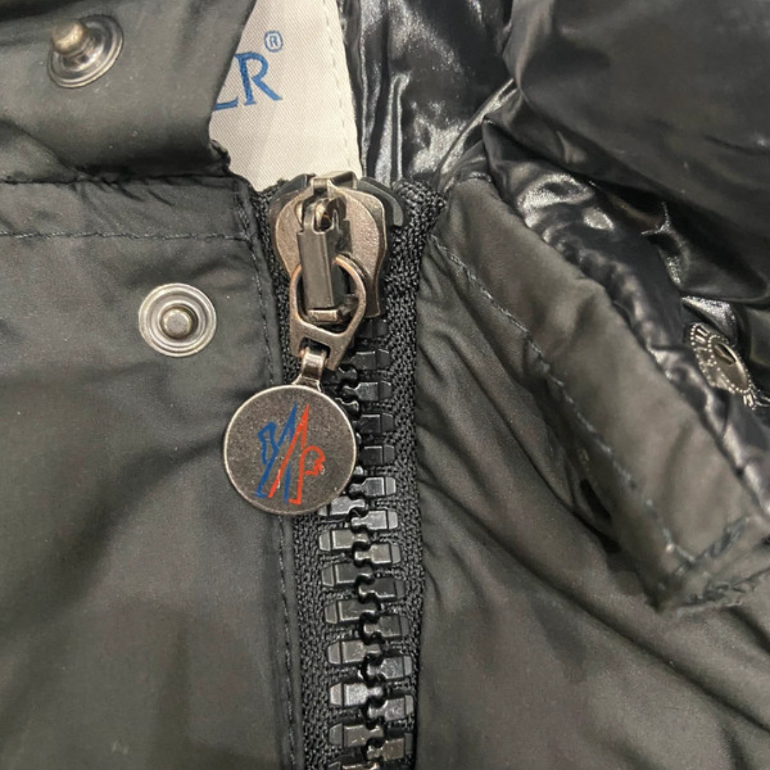 Moncler Cheval Gilet Vest (Black)