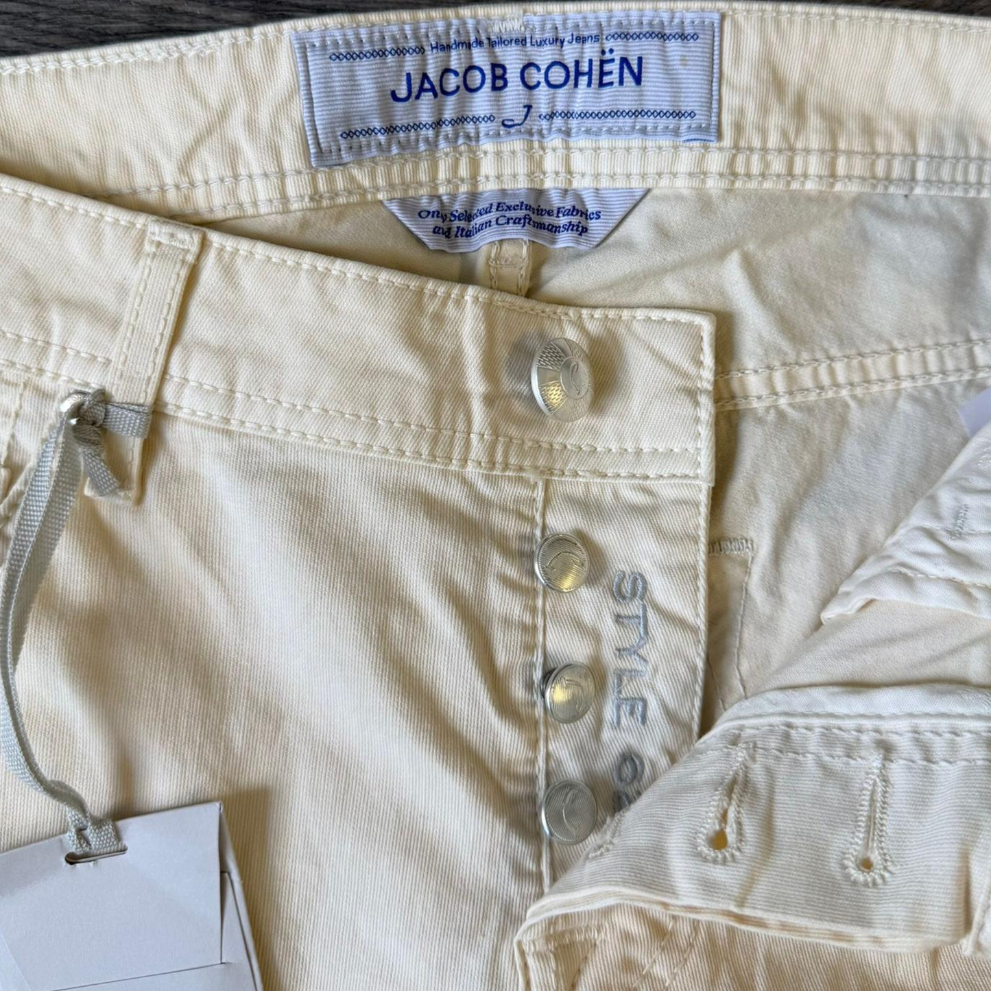 Jacob Cohën 622 Slim Fit Jeans (Cream) (New)