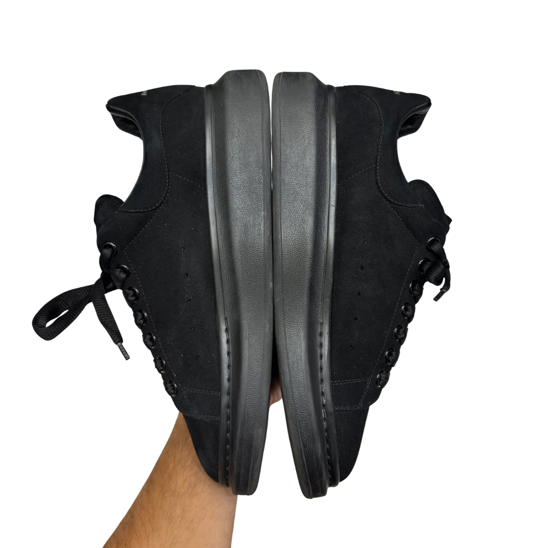 Alexander Mcqueen Sneakers (Black)
