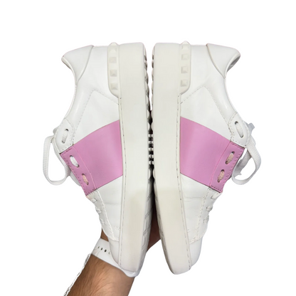 Valentino Garavani Rockstud (White Pink) (Womens)