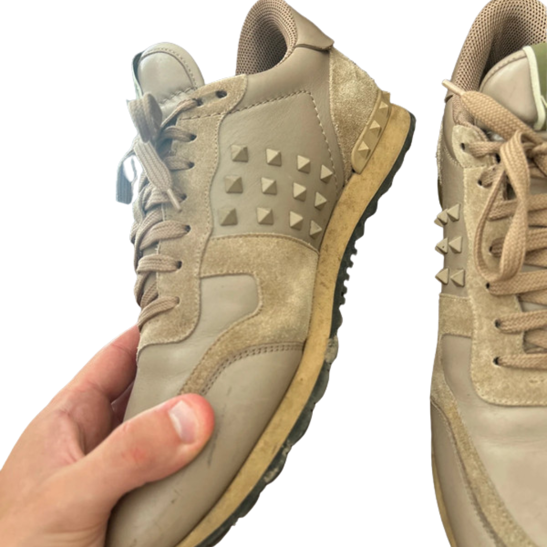 Valentino Garavani Rockrunner Sneakers (Beige)