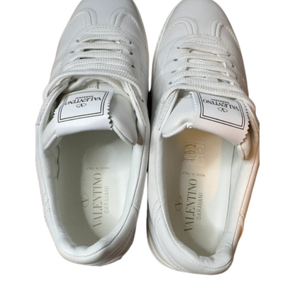 Valentino Garavani Flycrew Sneakers (White) (Womens)