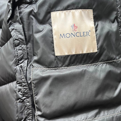 Moncler Valence Down Jacket (Black)