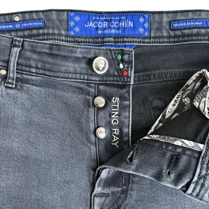 Jacob Cohën Sting Ray Slim Fit Jeans (Black)