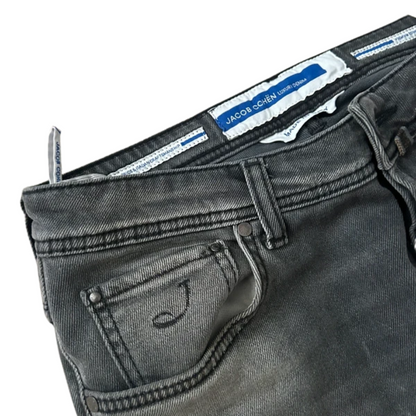 Jacob Cohën Nick Slim fit Jeans (Dark Grey)