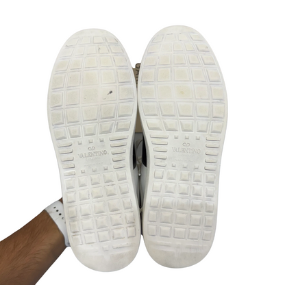 Valentino Garavani Rockstud (White) (Womens)