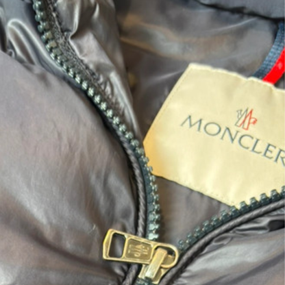 Moncler Wilm Down Jacket (Navy)