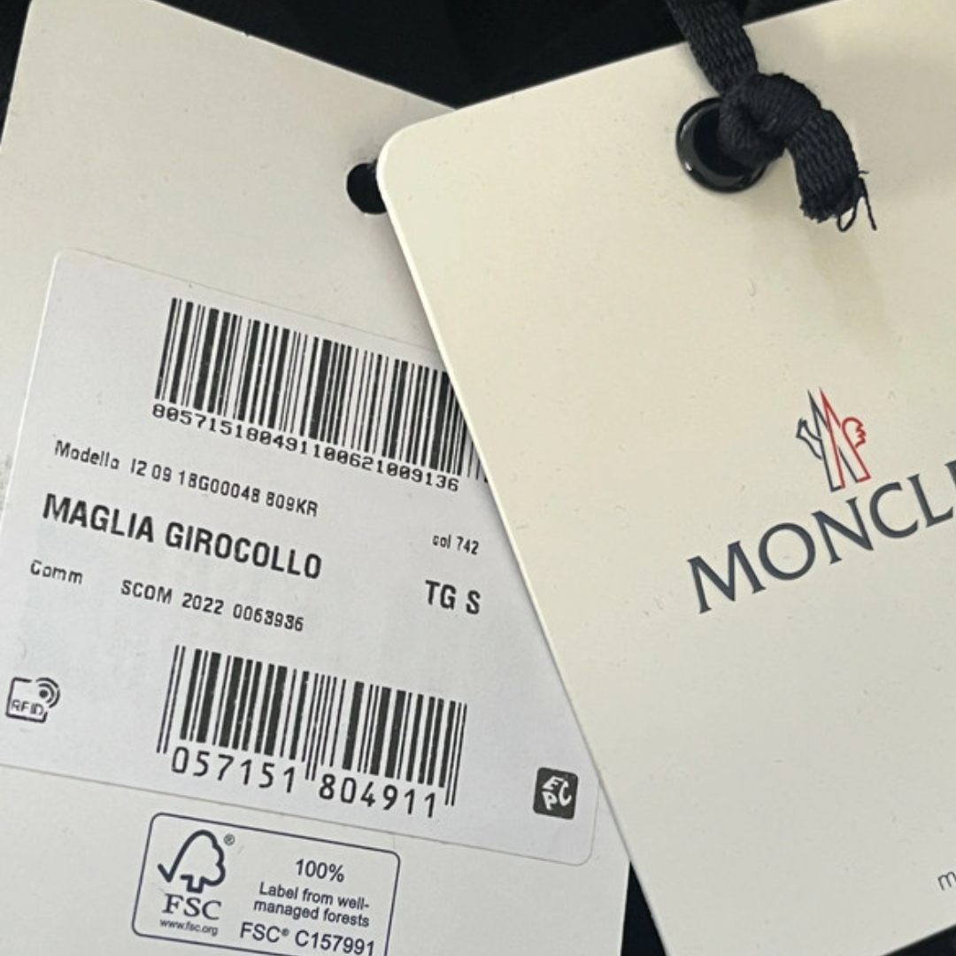 Moncler Logo patch Sweatshirt (Navy) (New)