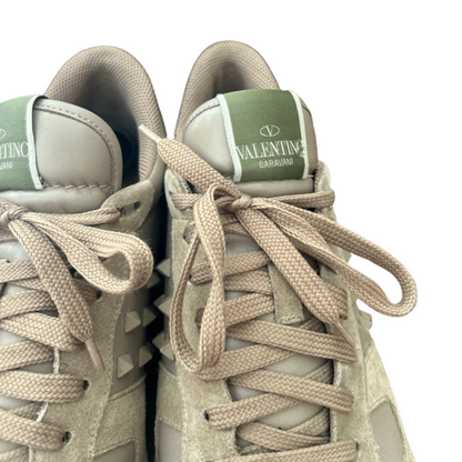 Valentino Garavani Rockrunner Sneakers (Beige)