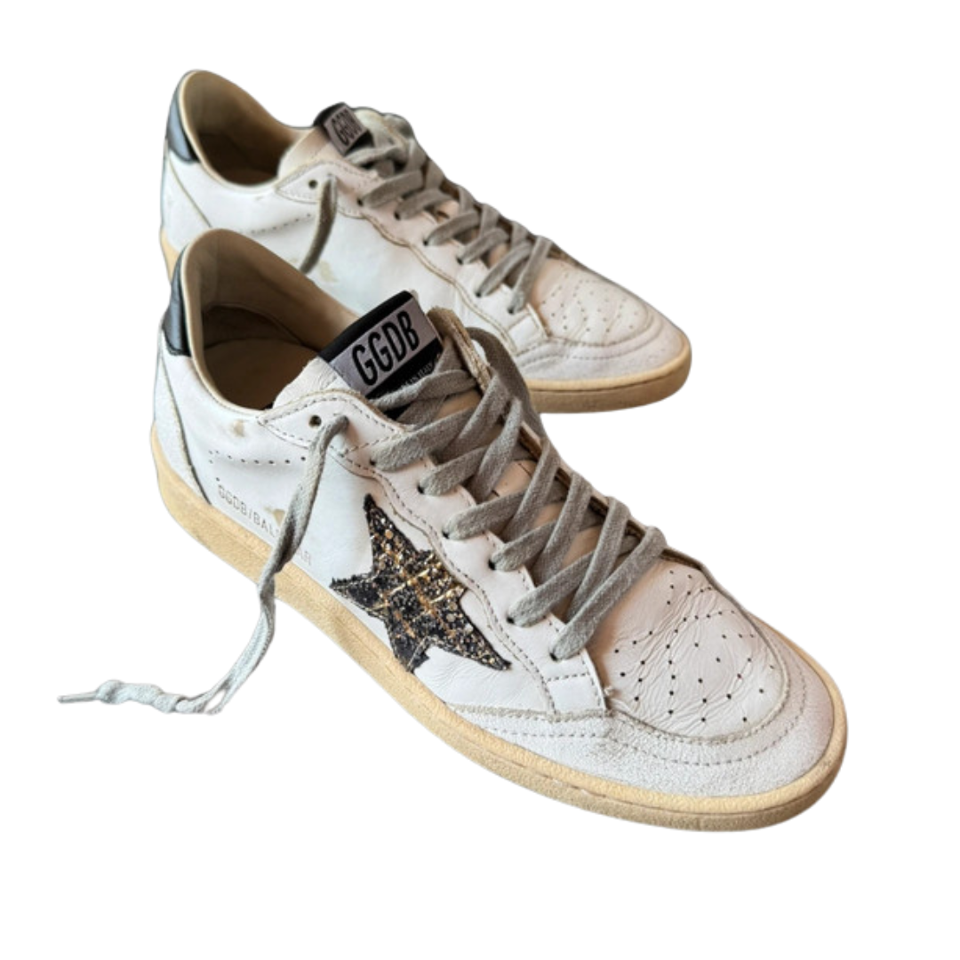 Golden Goose Ballstar Sneakers (Black Heel) Womens)