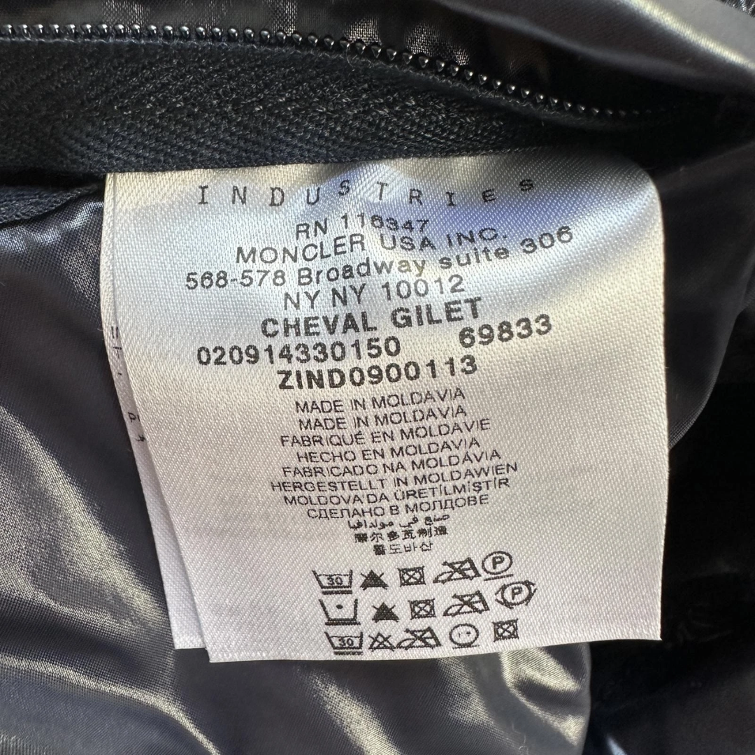 Moncler Cheval Down Gilet Vest (Black)