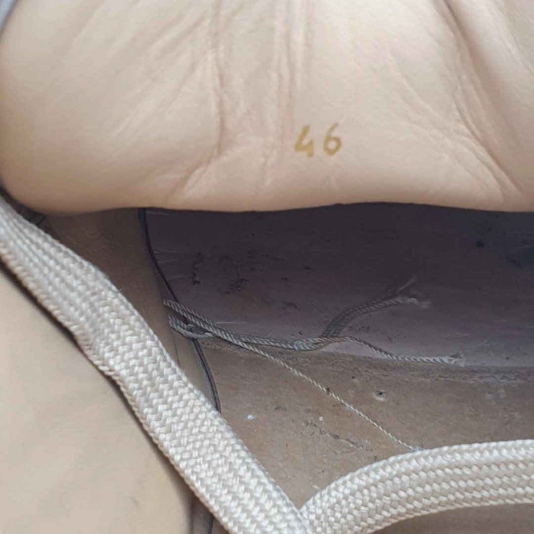 Christian Louboutin Louis Junior Orlato Sneakers (Beige)