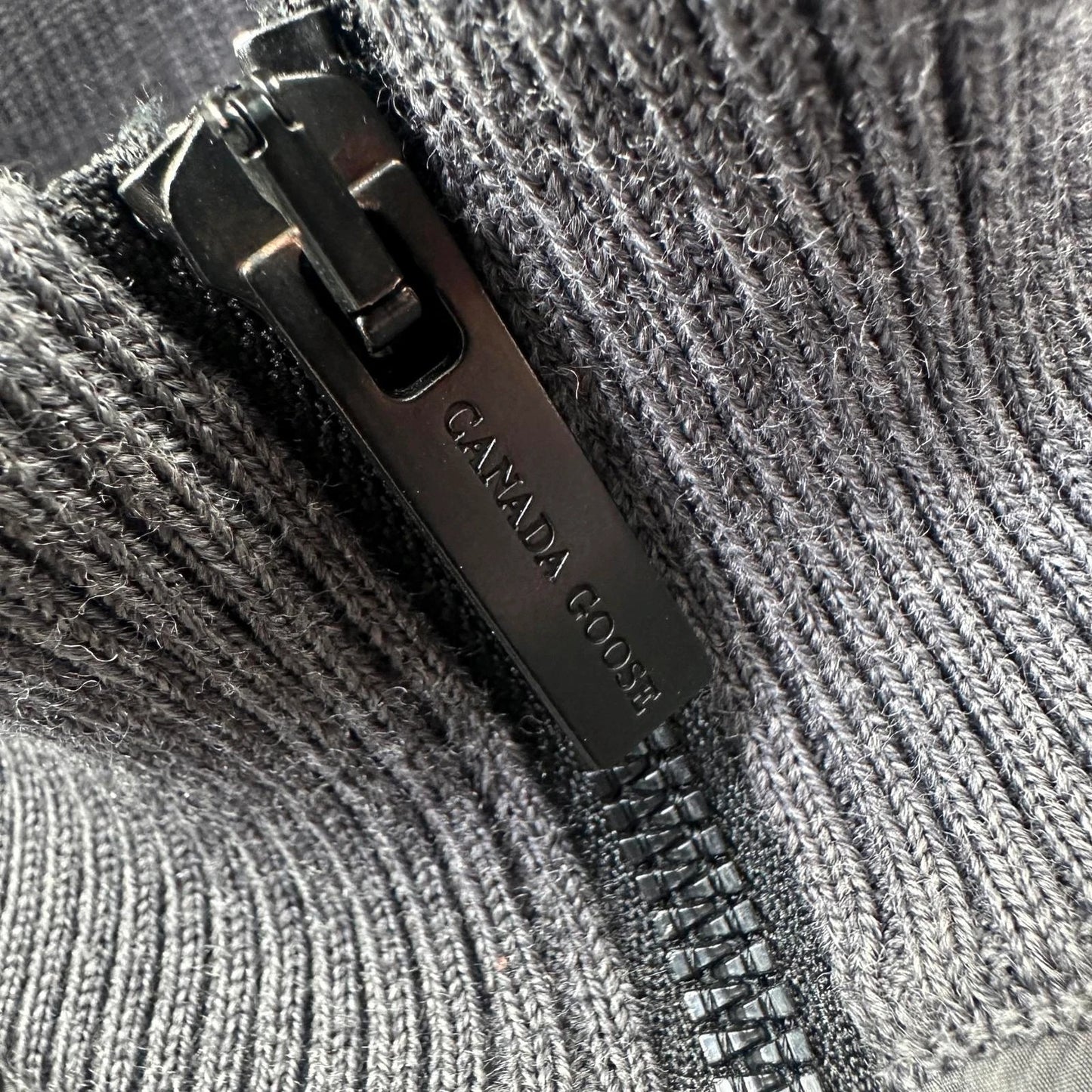 Canada Goose Hybrid Gilet (Dark Grey)